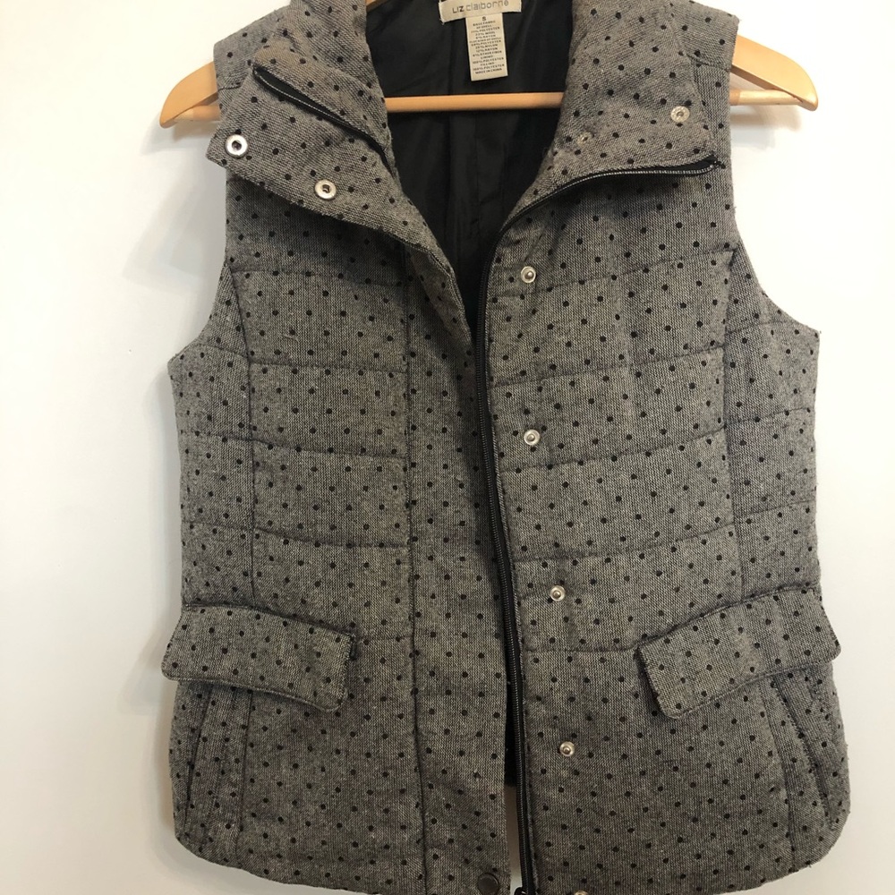 Polka Dot Puffy Vest - Picture 4 of 4